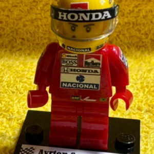 Ayrton Senna McLaren F1 driver formula 1 F1 grand prix pilota figura Super suit and super helmet in minifigure from the Sports Car Racing Race Suits store collection.