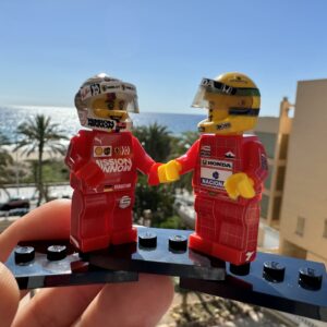 Ayrton Senna and Senastian Vettel set 2 figure world Champion F1 formula 1 F1 grand prix pilota figura driver Super suit minifigure from the Sports Car Racing Race Gloves store collection.