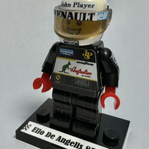 Elio De Angelis - Lotus 97T 1985 F1 formula 1 grand prix pilota driver minifigure from the F1 Helmets store collection.