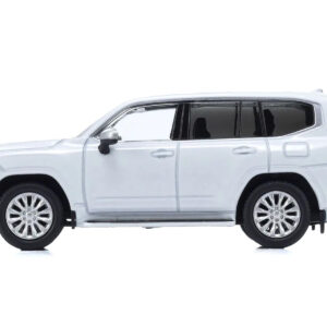 Toyota Land Cruiser ZX RHD (Right Hand Drive) White with Mini Book No.14 1/64 Diecast Model Car by Kyosho from the Sports Car Racing Books store collection.