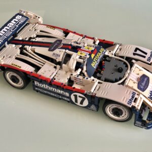 PORSCHE 962 TEAM ROTHMANS PORSCHE AG N 17 WINNER 24h LE MANS 1987 Piloti:D.BELL - A.HOLBERT - HJSTUCK kit scala 1/8 block from the Sports Car Racing Model Cars store collection.