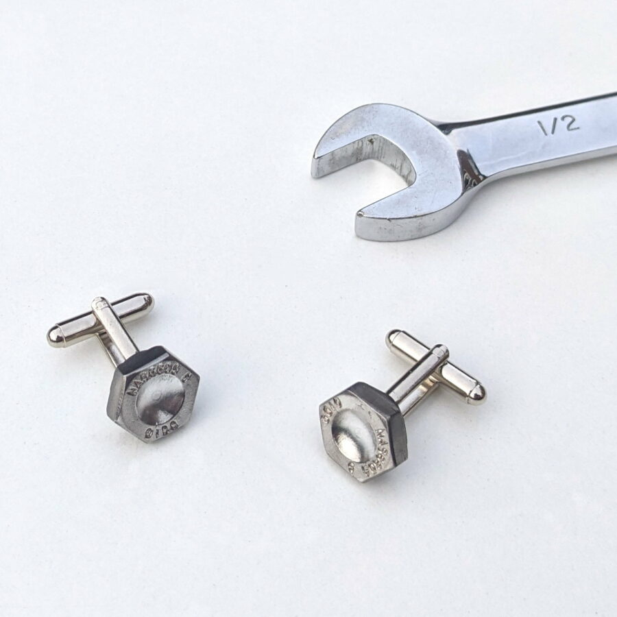 Cufflinks made from Williams F1 Racing suspension bolts Formula 1 motorsport engineering guys mans racing wedding groomsman gift from the F1 Car Parts store collection.